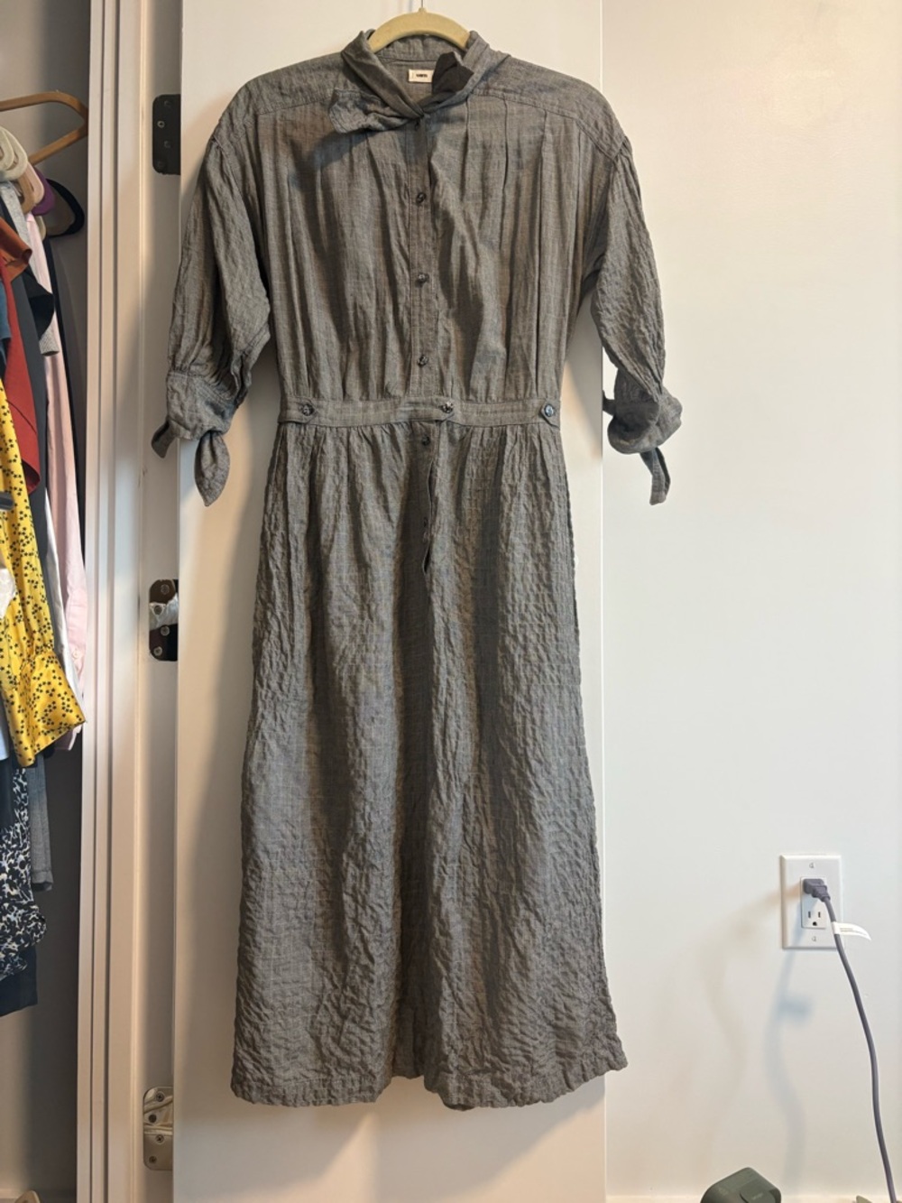 Warm NYC - SZ 1/Small - Seersucker Midi Tie Neck Dress